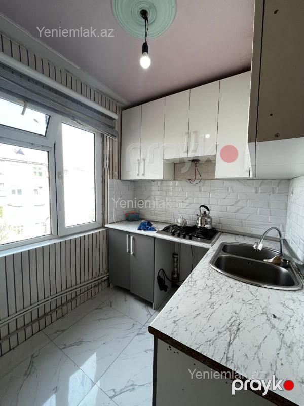 Satılır 2 otaqlı Bina evi menzil (Köhnə tikili), 45 m², 8-ci mikrorayon — Mənzil, Sumqayıt (5)