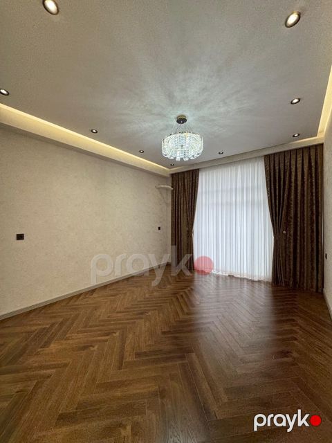 2-otaqlı yeni tikili, Çəfər Xəndan küç., 80 m²