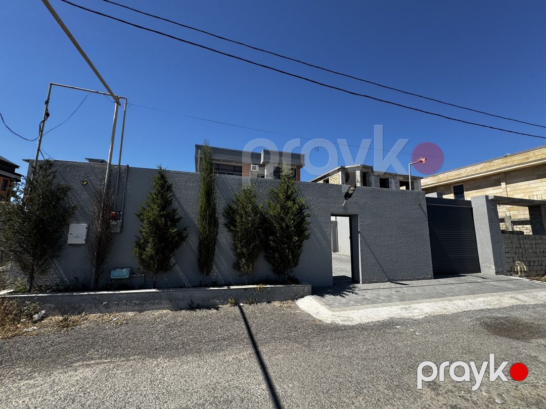 Satılır 5 otaqlı həyət evi/bağ evi 250 m² — Ev, villa, Bakı (3)