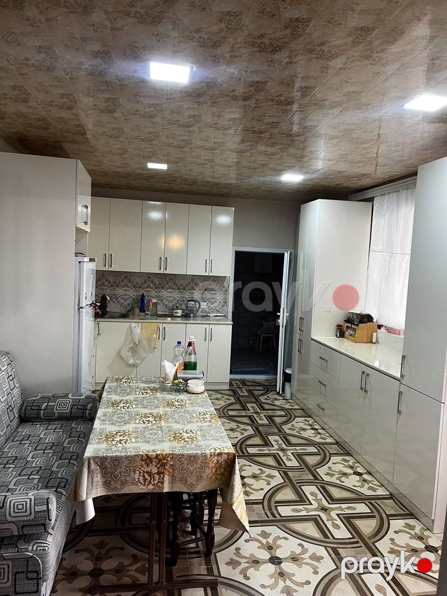 Satılır 5 otaqlı həyət evi/bağ evi 200 m² — Ev, villa, Bakı (2)