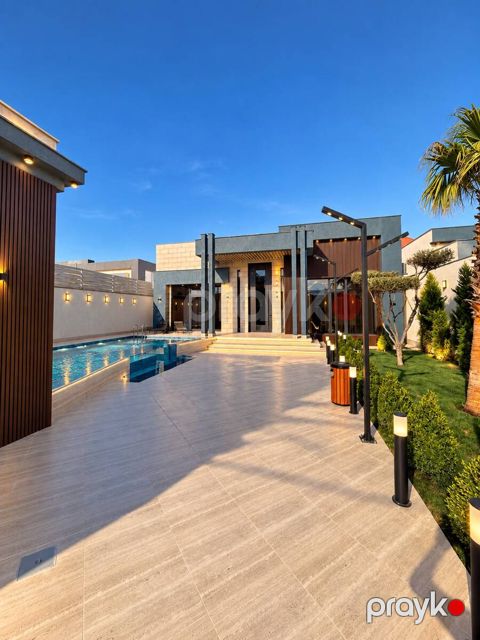 Satılır 5 otaqlı həyət evi/bağ evi 200 m² — Bakı