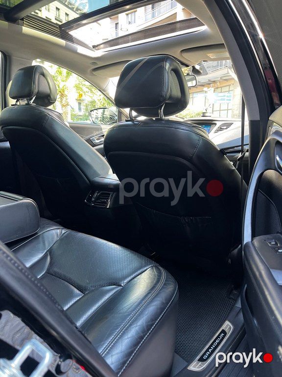 Hyundai Grandeur, 3.0 L, 2013 il, 213 000 km — Avtomobillər, Bakı (12)