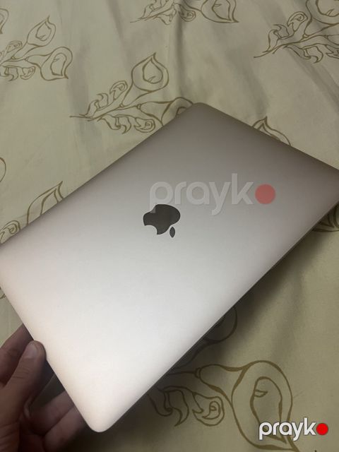 Apple Macbook — Bakı