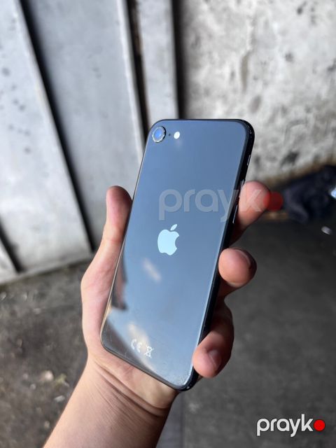 Apple iPhone SE (2020) Black 128GB/3GB — Quba