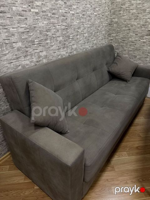 Tek divan acılır bazalidi. 210azn ünvan yasamal*Tehi E — Bakı