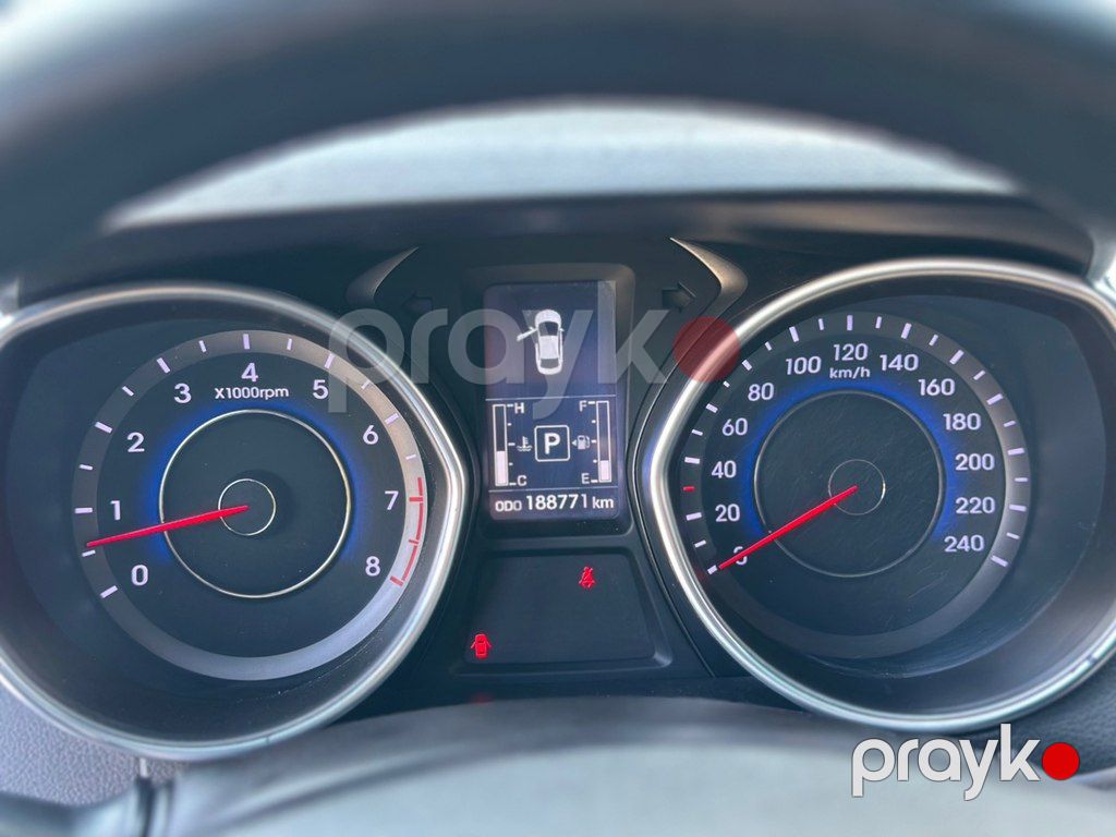 Hyundai Avante, 1.6 L, 2016 il, 188 800 km — Avtomobillər, Bakı (12)