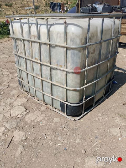 IBC konteyner (1000 L tutumlu) 2 ədəddir. - Material — Bakı