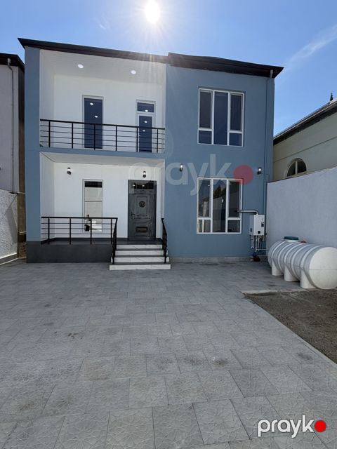 Satılır 5 otaqlı həyət evi/bağ evi 140 m² — Bakı