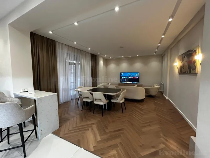 Kirayə verilir 3 otaqlı Mənzil Yeni tikili 180 m² Bakı, Nəsimi r., Nizami m — Bakı