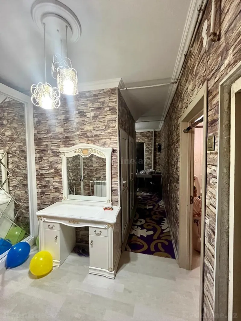 Satılır 2 otaqlı Mənzil Köhnə tikili 60 m² Bakı, Suraxanı r., Yeni Günəşli — Mənzil, Bakı (7)