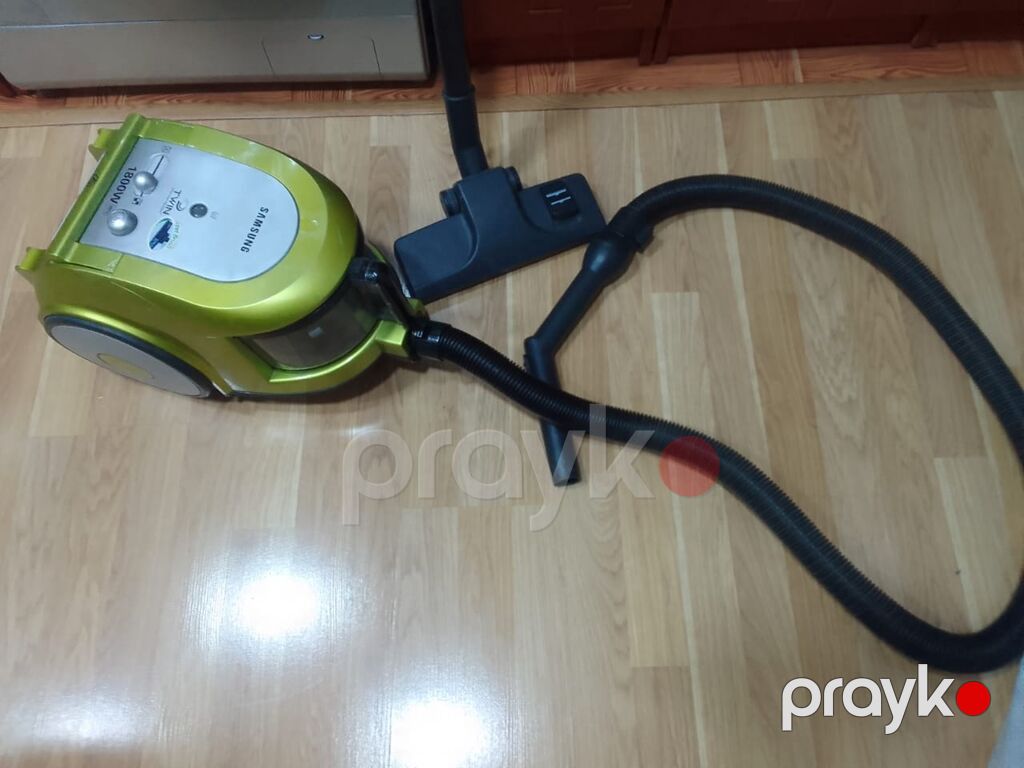 Samsung tozsoran – 1800W, yaşıl rəng. - Siklon tipli toz konteyneri — Tozsoran, Bakı (2)