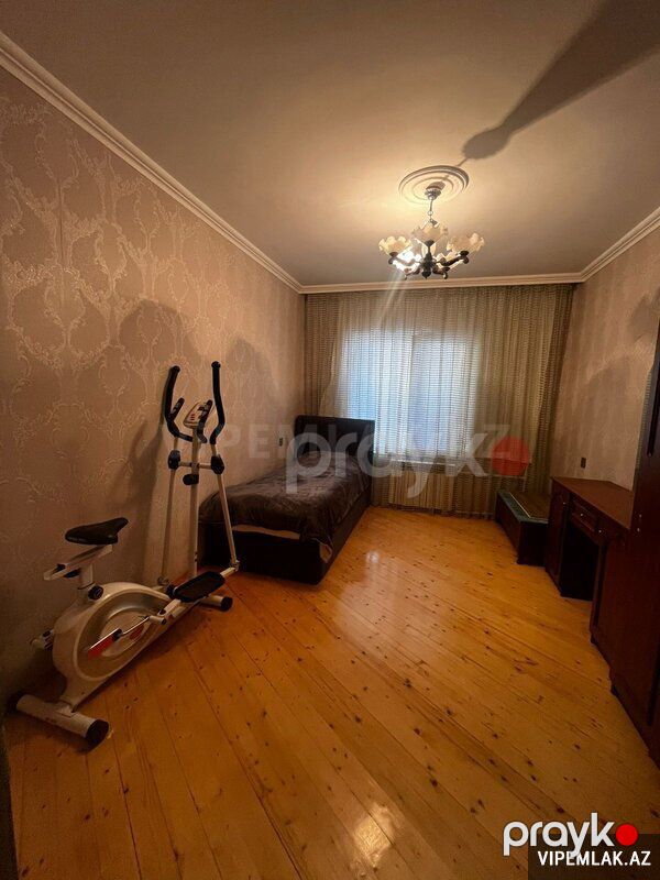 Yasamal rayonunda 4 otaqlı Köhnə tikili Satılır, 120 m² — Mənzil, Bakı (4)