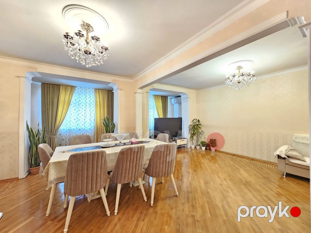 Satılır 4 otaqlı köhnə tikili 110 m² — Mənzil, Bakı (5)