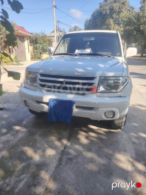 Mitsubishi Pajero io, 2.0 L, 2000 il, 371 243 km — Bərdə
