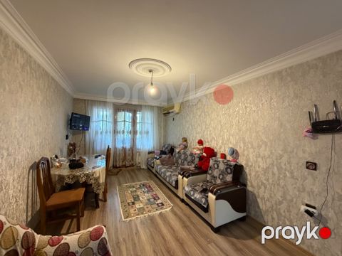 Satılır 2 otaqlı köhnə tikili 50 m²