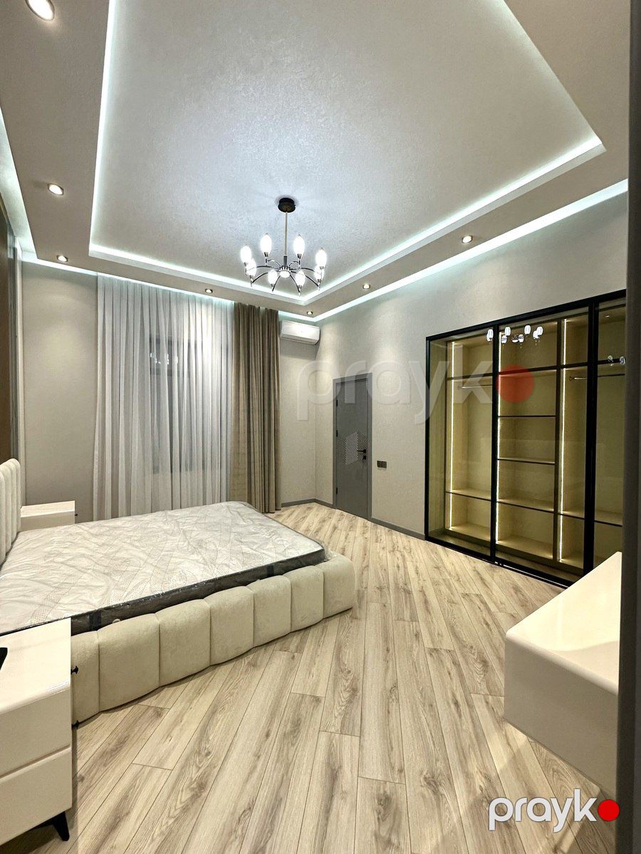 Satılır 5 otaqlı həyət evi/bağ evi 225 m² — Ev, villa, Bakı (9)