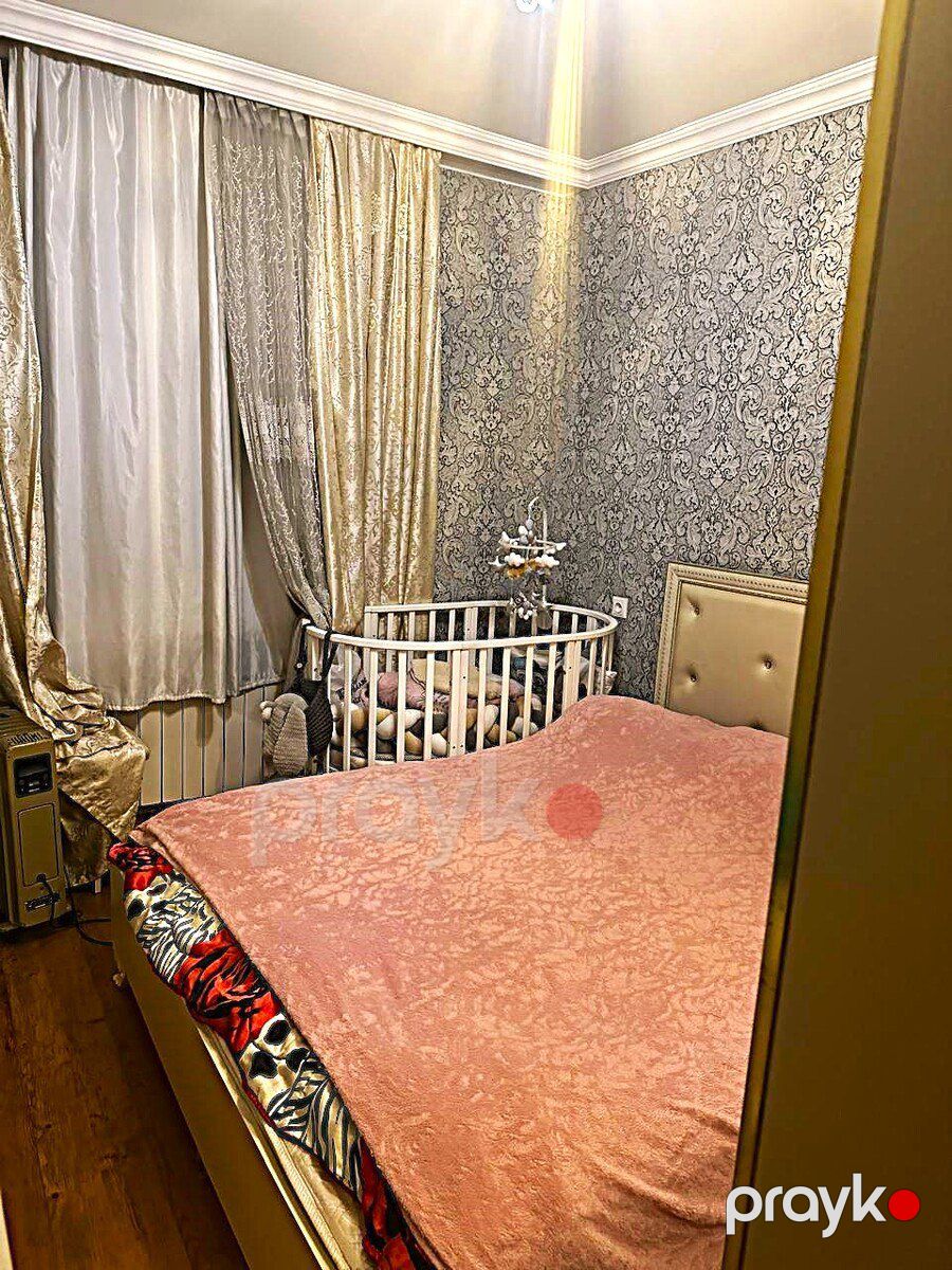 Satılır 2 otaqlı köhnə tikili 65 m² — Mənzil, Bakı (2)