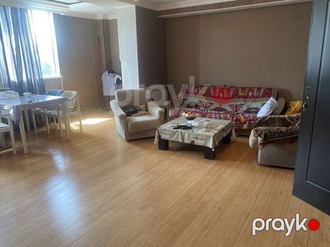 Satılır 1 otaqlı köhnə tikili 52 m² — Bakı