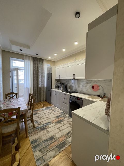 Satılır 2 otaqlı yeni tikili 81 m² — Bakı