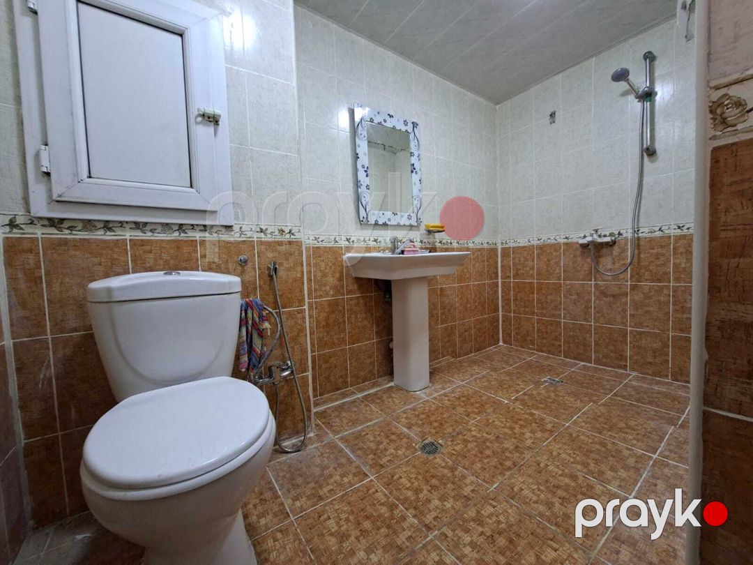 Satılır 2 otaqlı köhnə tikili 65 m² — Mənzil, Bakı (12)