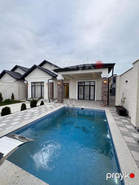 Satılır 4 otaqlı həyət evi/bağ evi 150 m² — Bakı