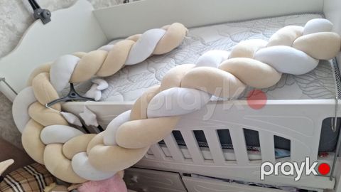 Uşaq beşiyi matrasi,horuyu bir yerdə satilir.Demək olarki yenidir.Tək — Bakı