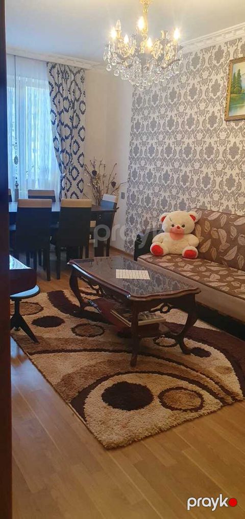 2-otaqlı mənzil kirayə verilir, Məhəmməd Hadi küç., 65 m² — Bakı