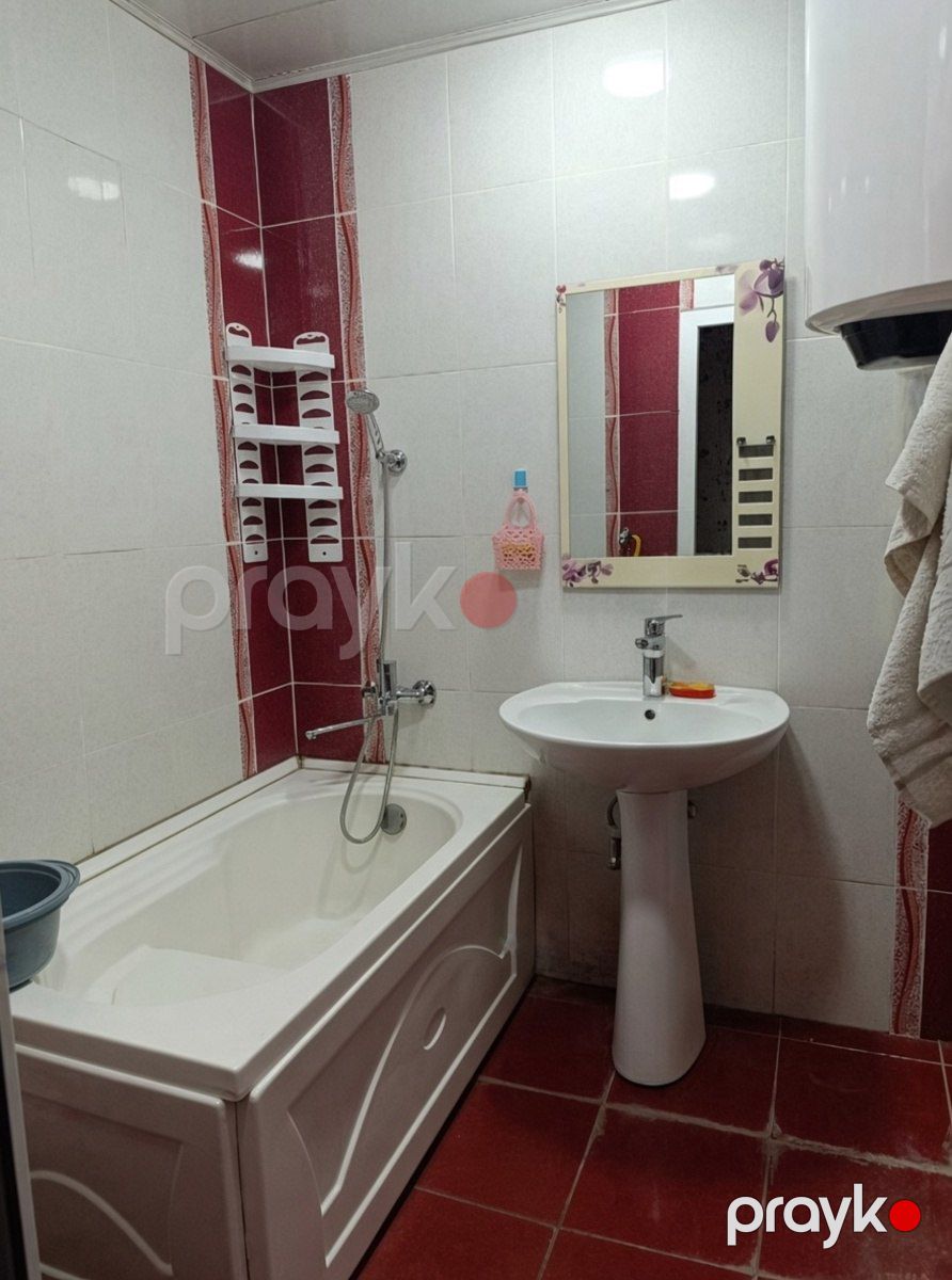 İcarəyə verilir 2 otaqlı köhnə tikili 60 m² — Mənzil, Bakı (6)