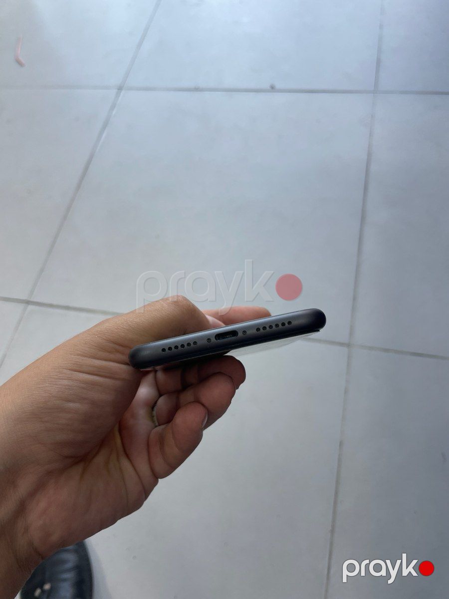Apple iPhone 11 Black 64GB/4GB — Smartfonlar, Bakı (4)