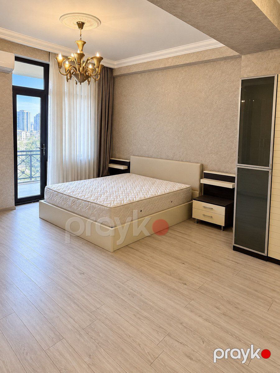 Satılır 4 otaqlı yeni tikili 190 m² — Mənzil, Bakı (9)