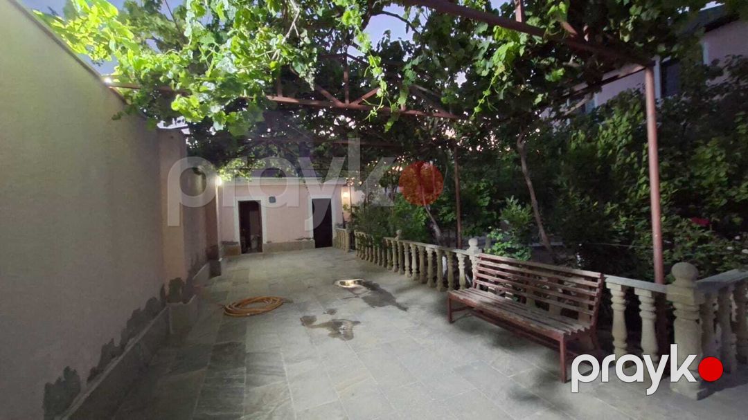 Satılır 7 otaqlı həyət evi/bağ evi 250 m² — Ev, villa, Bakı (5)
