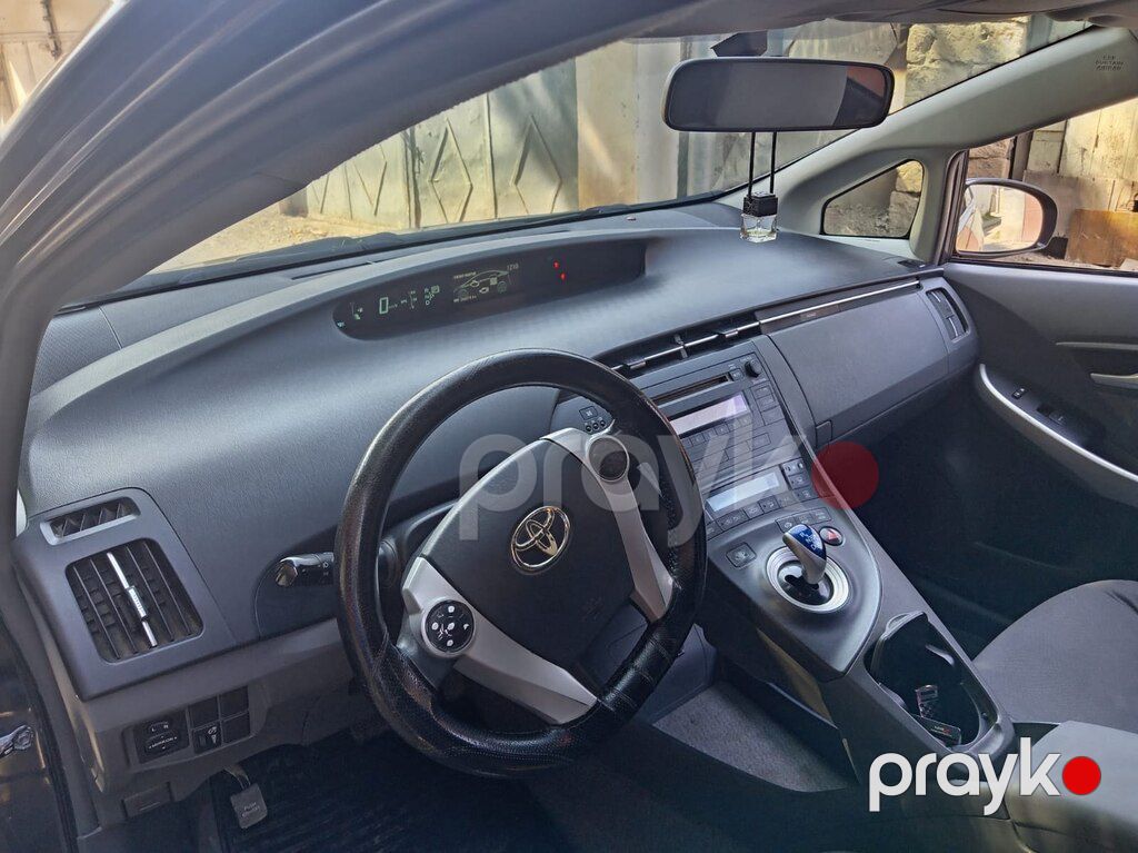 Toyota Prius, 1.8 L, 1.3 kWh, 2010 il, 419 680 km — Avtomobillər, Gəncə (3)
