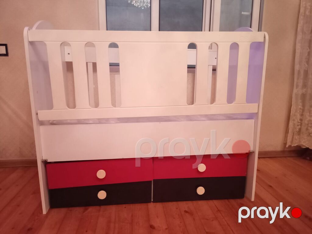 Uşaq beşiyi – saxlama çekmecələri ilə - Material: ağ laminat/taxta — Bəşikləri, Digah (2)