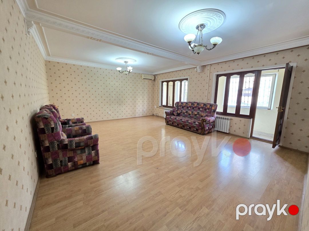 Satılır 4 otaqlı köhnə tikili 120 m² — Mənzil, Bakı (8)