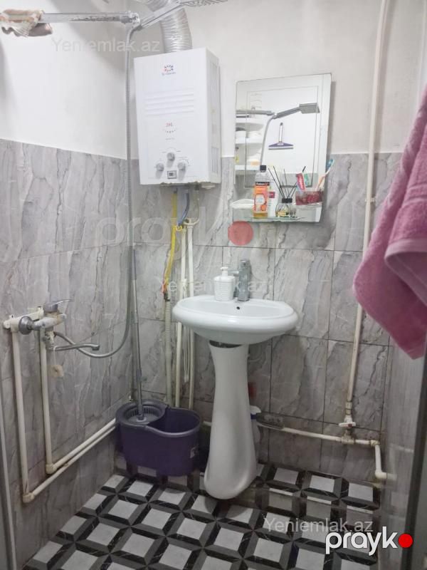 Satılır 2 otaqlı Bina evi menzil (Köhnə tikili), 56 m², 8-ci mikrorayon — Mənzil, Sumqayıt (7)