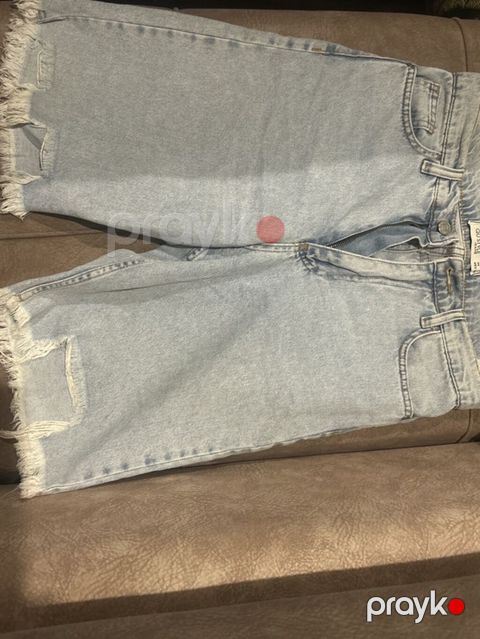 Açıq mavi “denim” şort - Material: qalın, yuyulmuş denim (pambıq