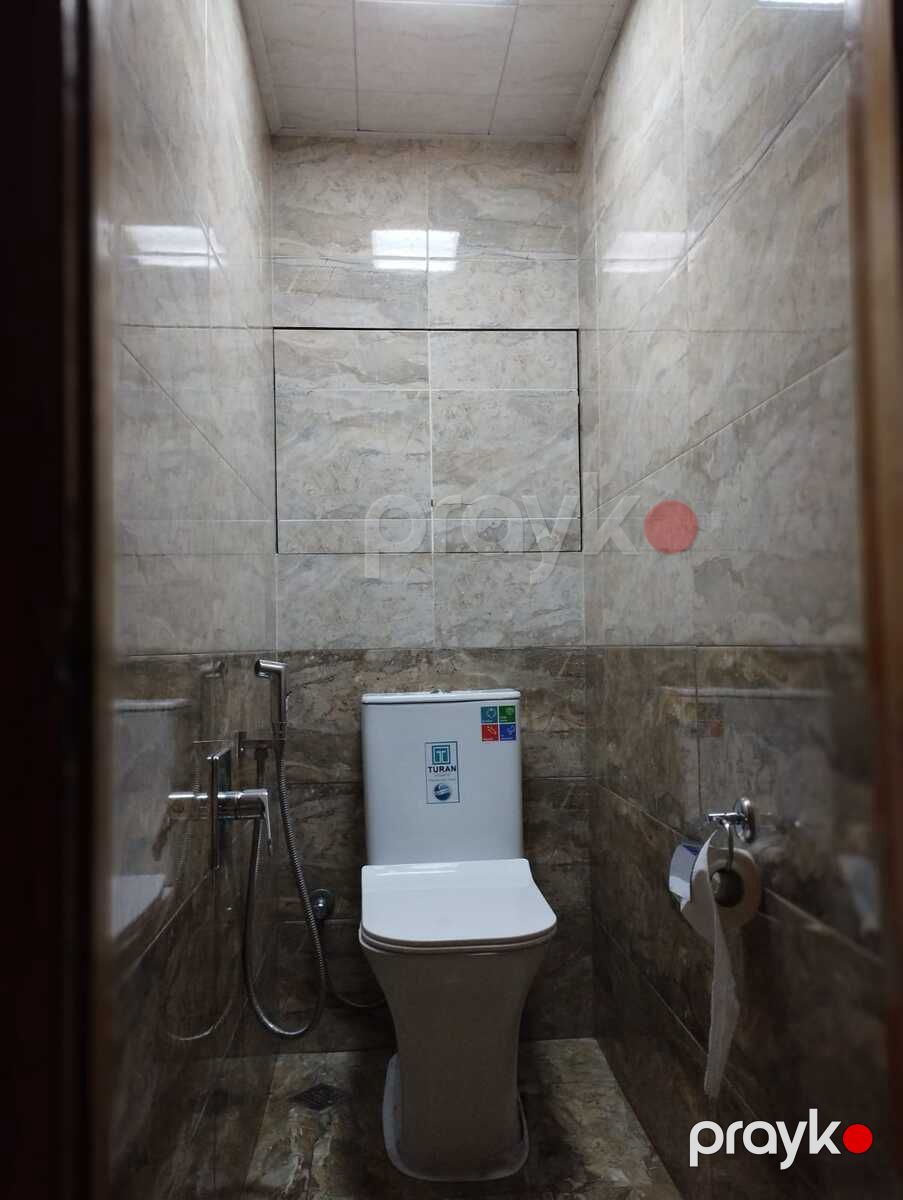 Satılır 4 otaqlı köhnə tikili 110 m² — Mənzil, Bakı (11)