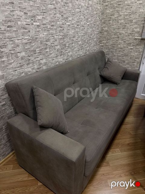 Divan, veziyyeti eladir. 220 azn — Masazır