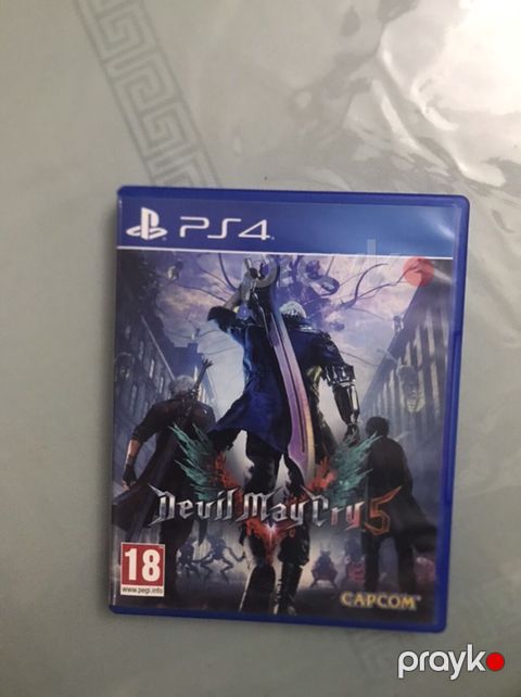 PS4 oyunu – Devil May Cry 5 (disk və orijinal qutu).Diger ps4 diskleri — Digah