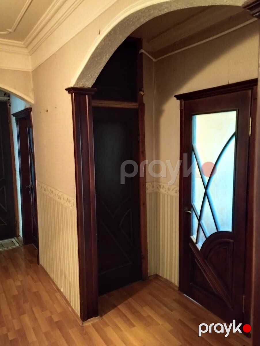 Satılır 4 otaqlı köhnə tikili 110 m² — Mənzil, Bakı (3)