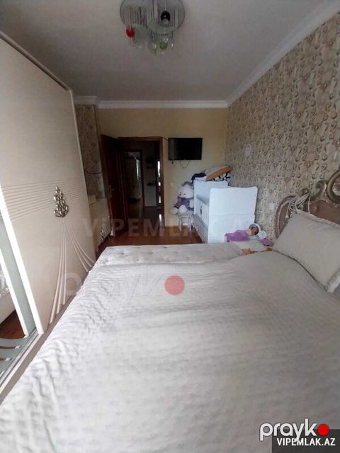 Nizami rayonunda 3 otaqlı Köhnə tikili Satılır, 85 m² — Bakı
