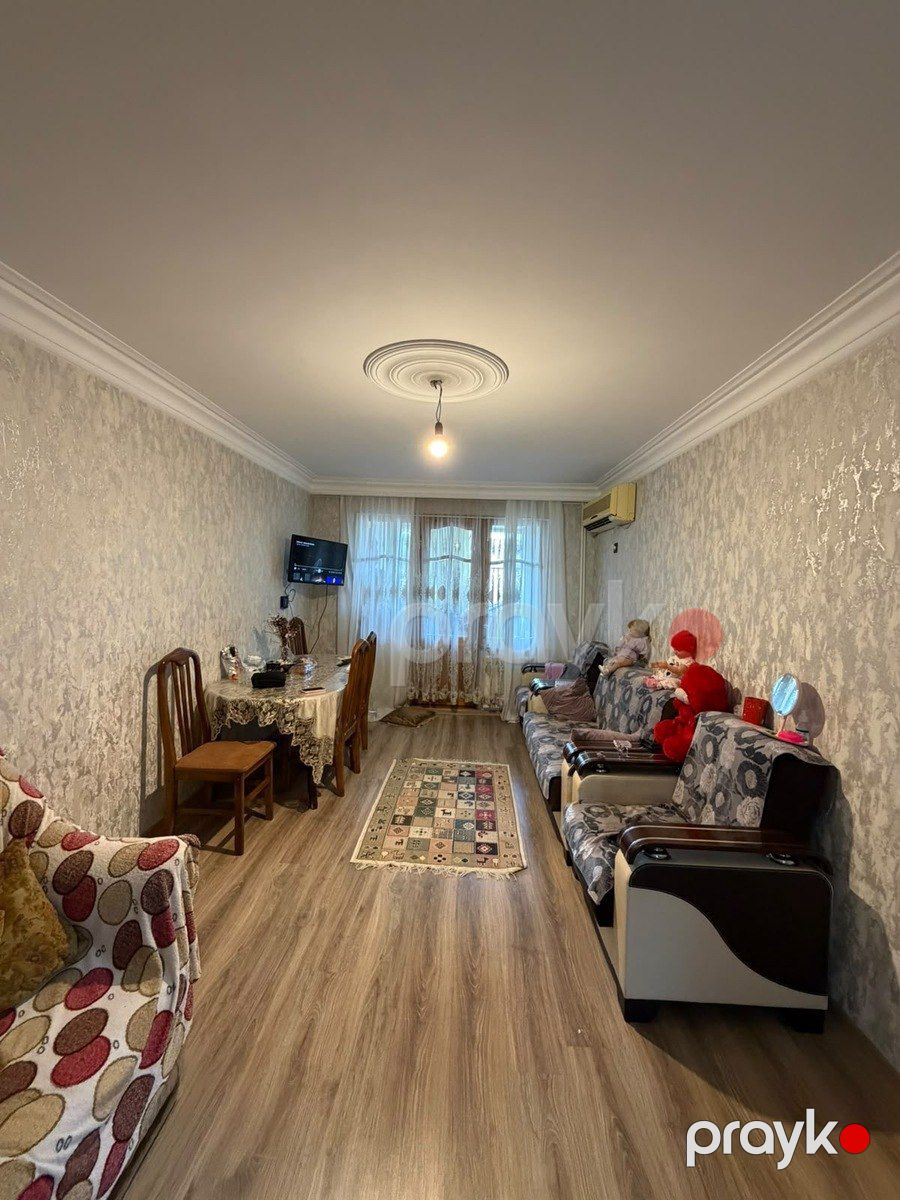 Satılır 2 otaqlı köhnə tikili 50 m² — Mənzil, Bakı (2)