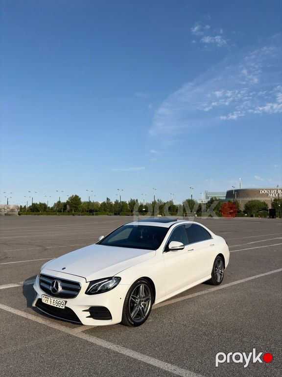 Mercedes E 300, 2.0 L, 2018 il, 153 000 km — Avtomobillər, Bakı (4)