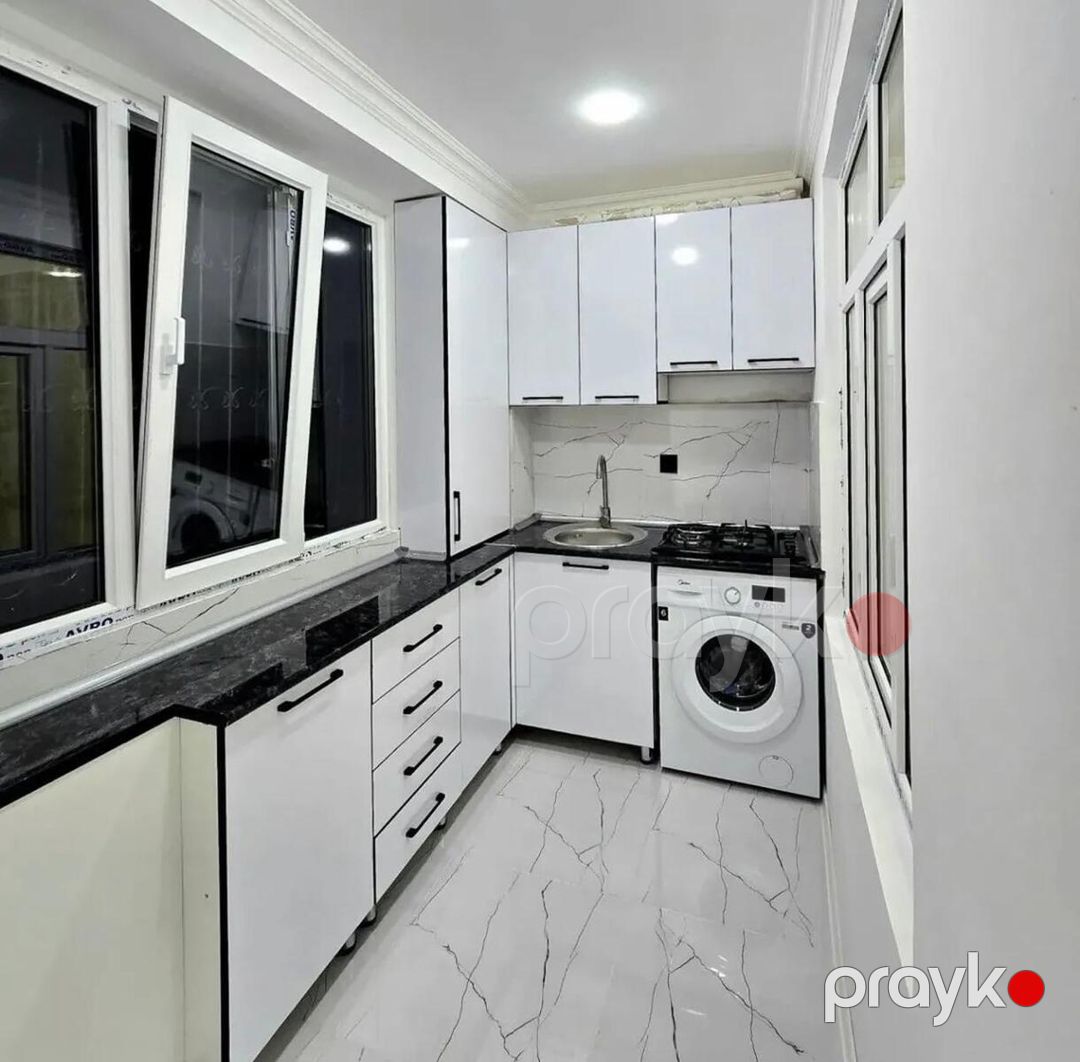 Satılır 2 otaqlı köhnə tikili 56 m² — Mənzil, Bakı (4)