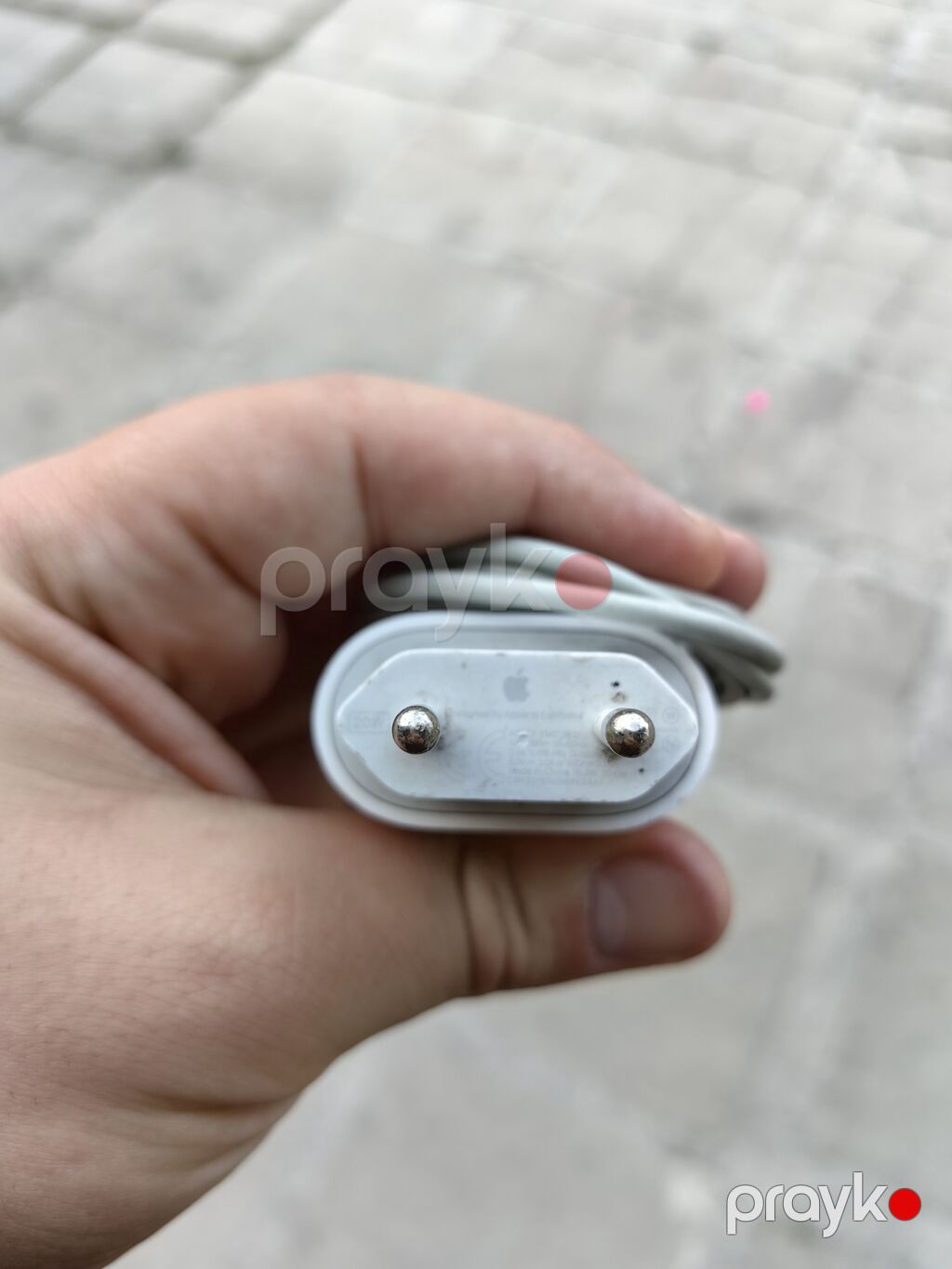 Original iphone adapteri, lightening usb ilə. Hazırda sumqayıtdadır — Şarj cihazları, Bakı (2)