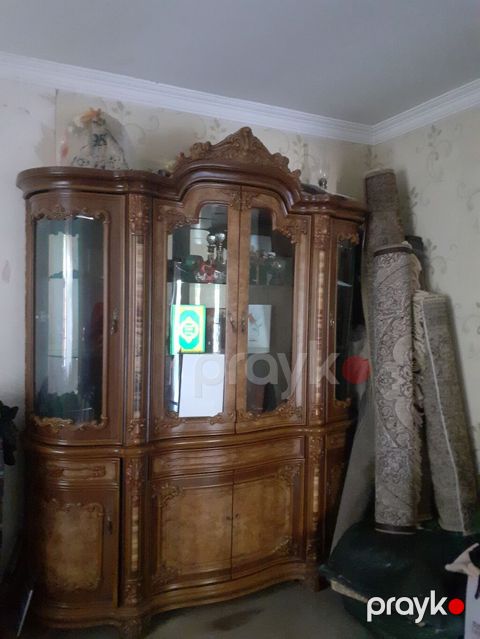Klassik üslubda iri vitrin-bufet - Material: ağac (təbii teksturalı) — Sumqayıt