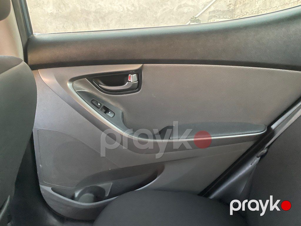 Hyundai Elantra, 1.8 L, 2013 il, 300 947 km — Avtomobillər, Bakı (6)