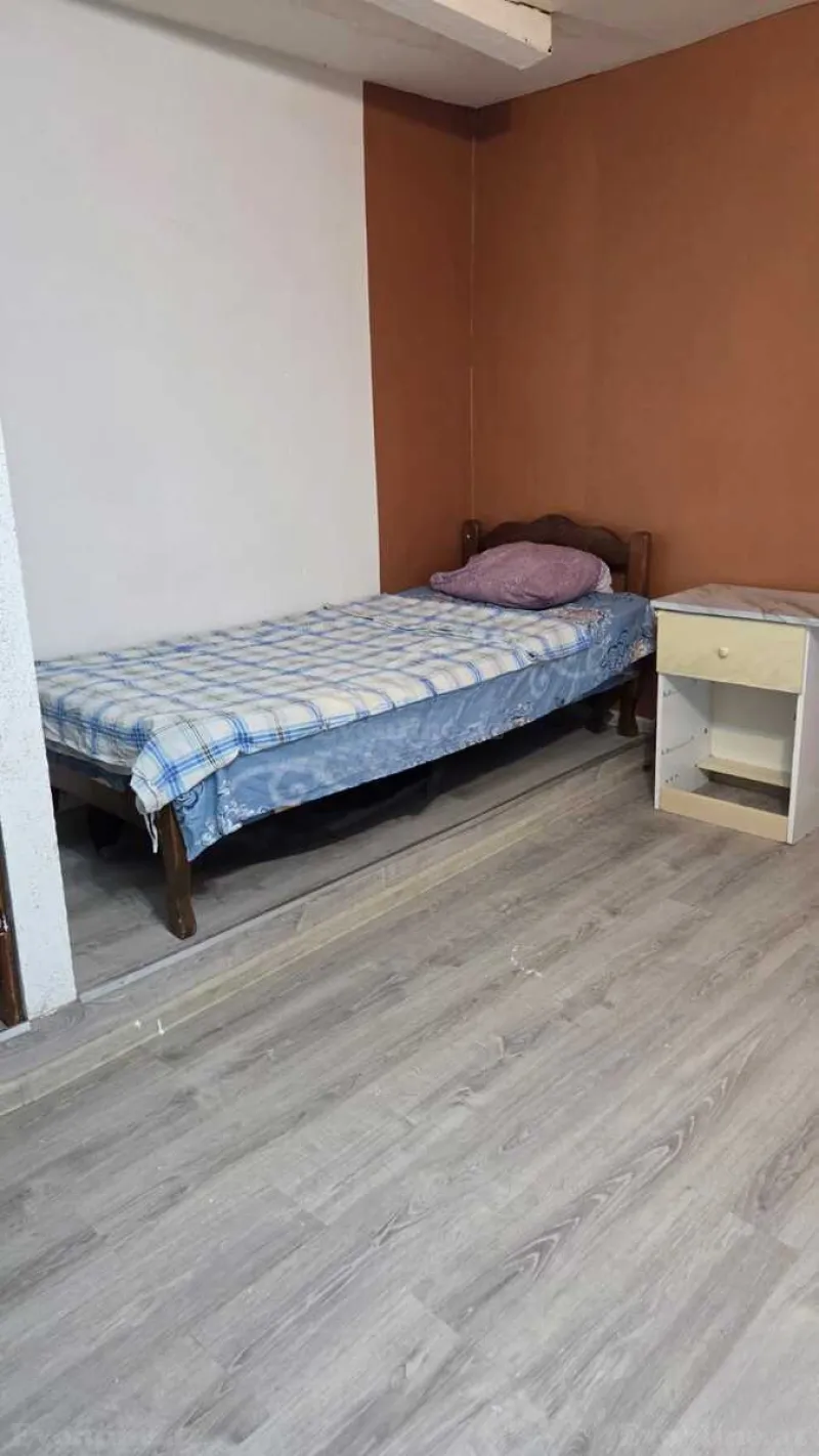 Kirayə verilir 3 otaqlı Mənzil Köhnə tikili 70 m² Bakı, Səbail r., Sahil m — Mənzil, Bakı (7)