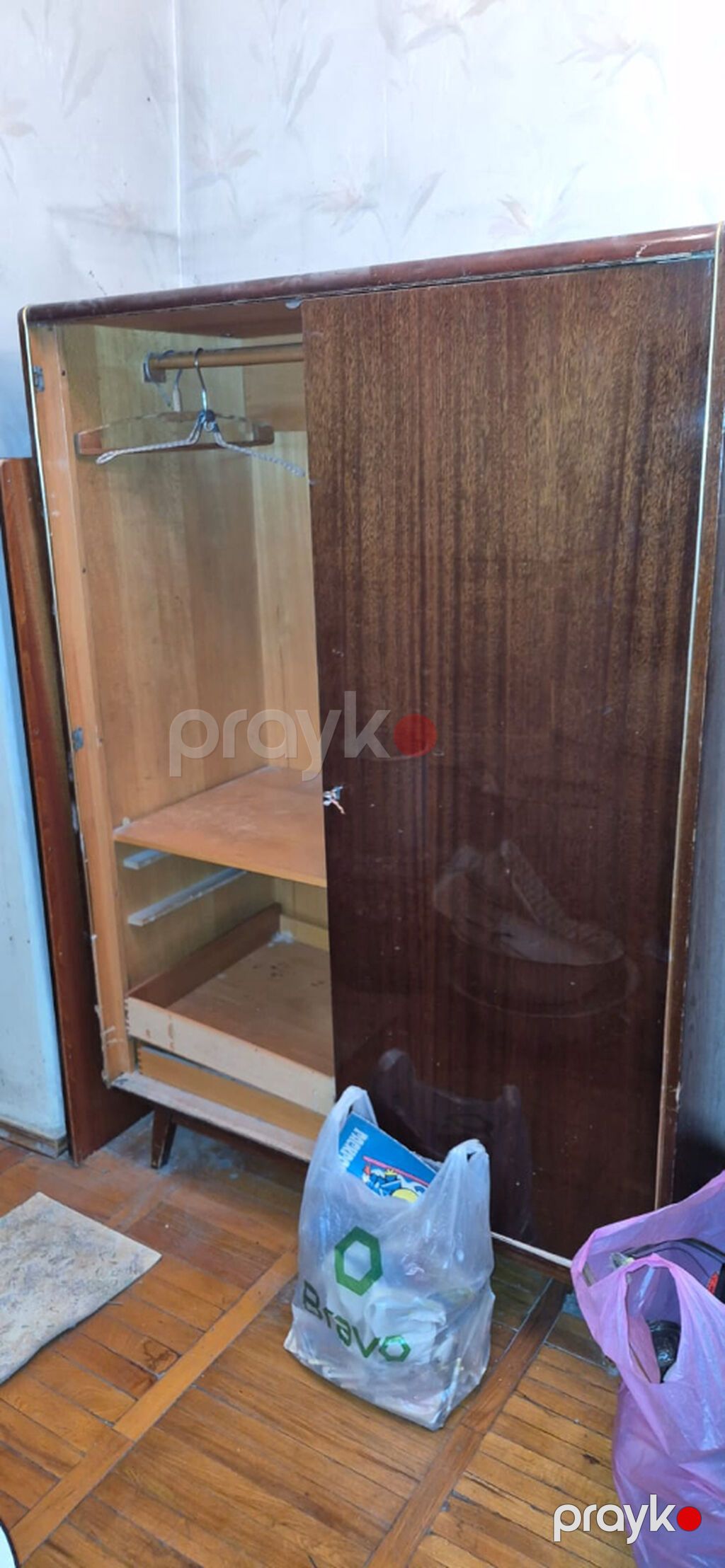 İşlənmiş, 3 qapılı, Siyirməli, Qəhvəyi, Taxta, Açılan, Düz dolab — Şkaflar, Bakı (3)