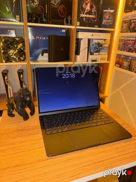 Apple MacBook (13") M2 8/256GB – Midnight Blue Xüsusiyyətlər: - 13 — Bakı